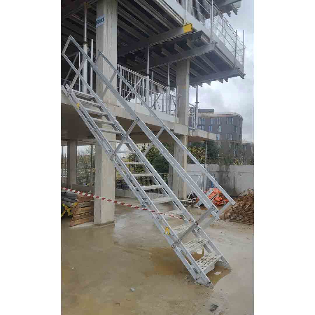 Aluminium 15 Step Stairway with Handrails