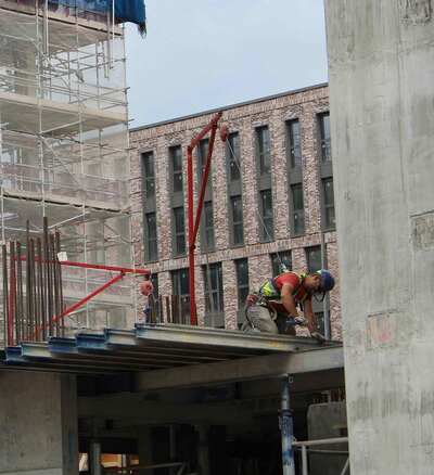 Fall Protection & Fall Arrest Systems | Edge Protection Haki